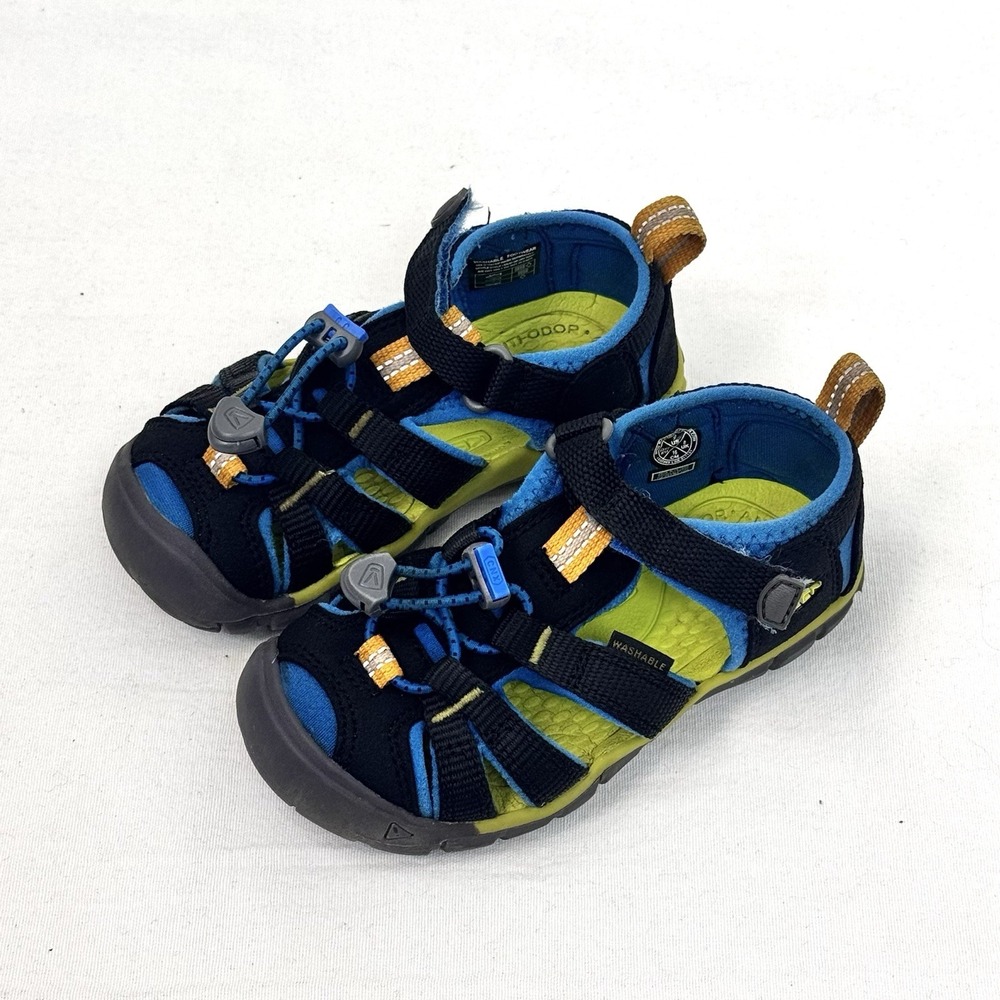 Keen Little Kids' Seacamp II CNX Sandal Waterproof Black Blue Size 9